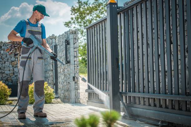 Best Deck and Patio Pressure Washing in Shady Hollow, TX